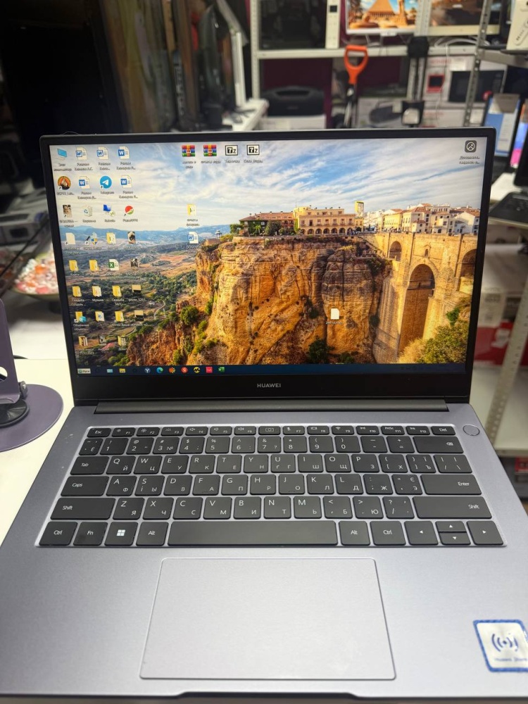 Ноутбук Huawei