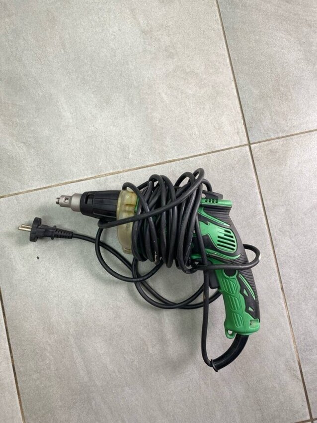 Шуруповерт Hitachi