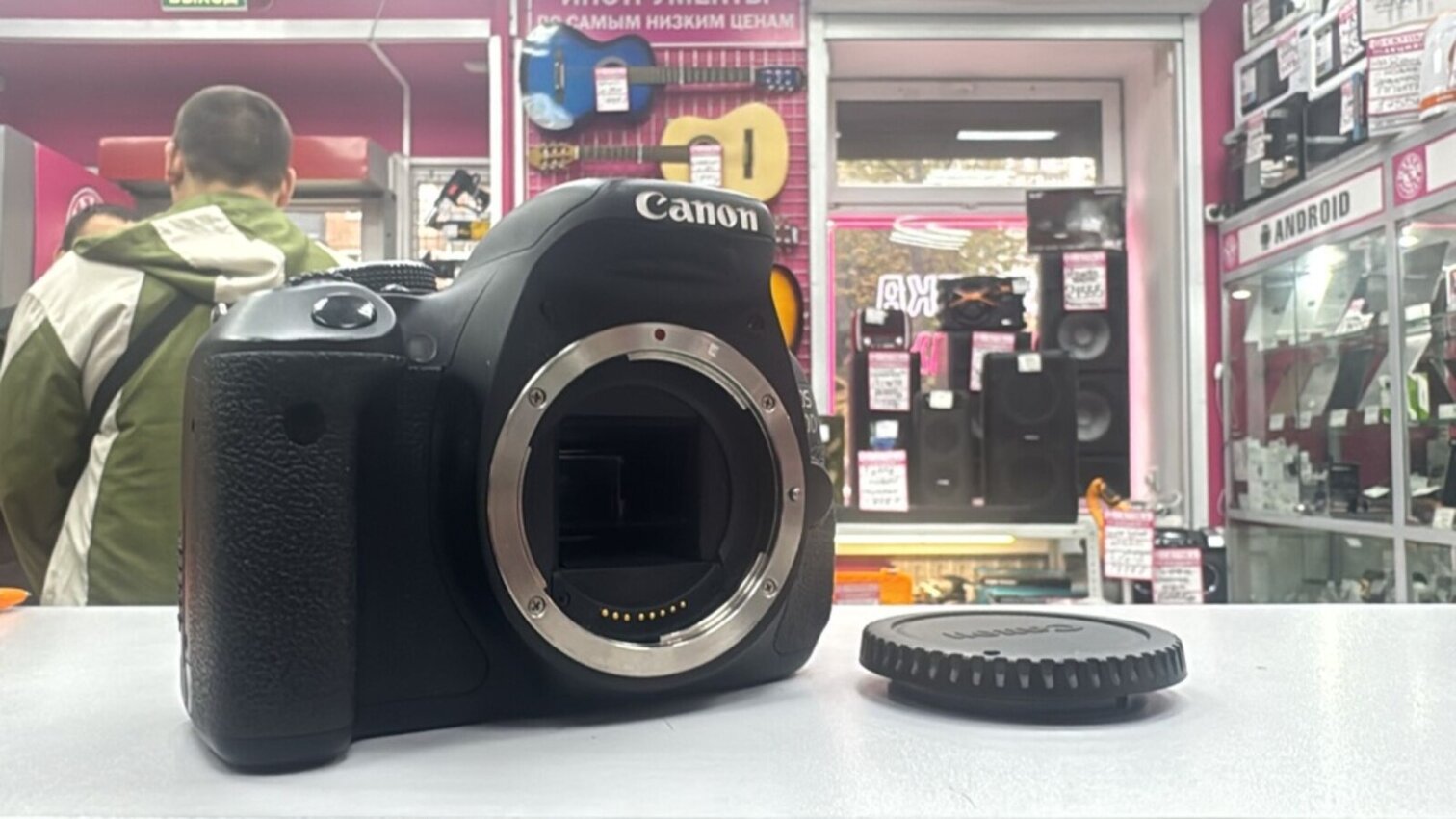 Фотоаппарат Canon e600d