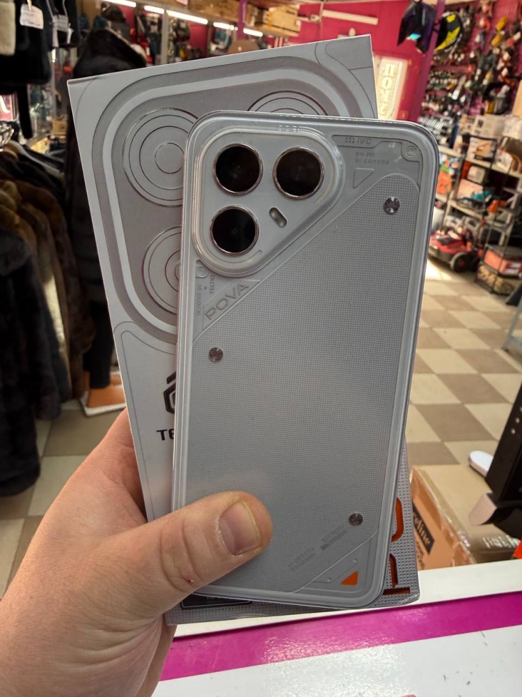 Мобильный телефон Tecno Pova7 PRO 5G 8/256