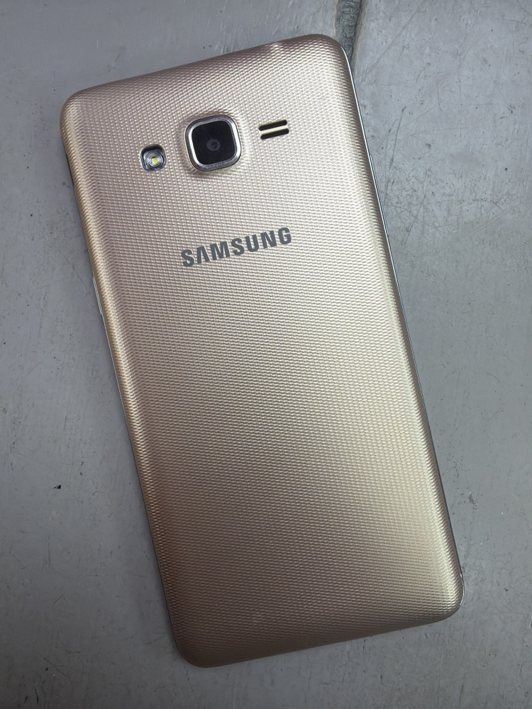 Смартфон Samsung J2 Prime 1\8