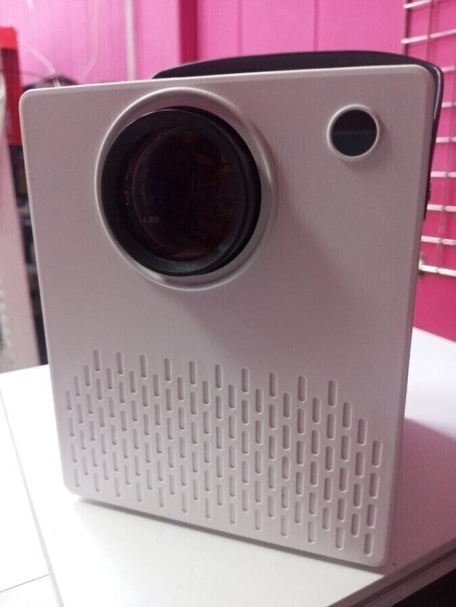 Проектор SMART HD t9