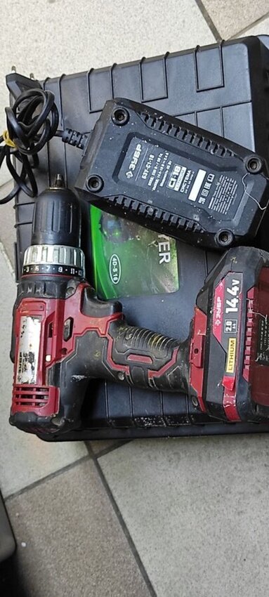 Шуруповерт зубр