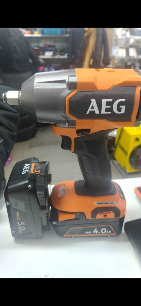 Гайковерт AEG BSS18MTF12BL