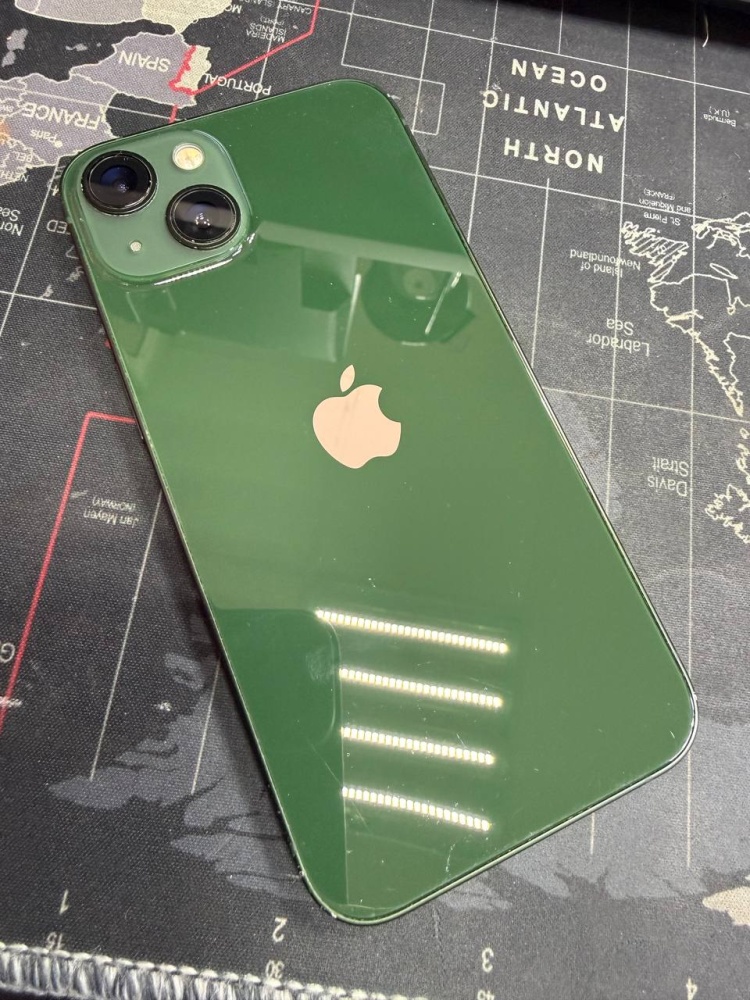 Смартфон iPhone 13 128 Gb