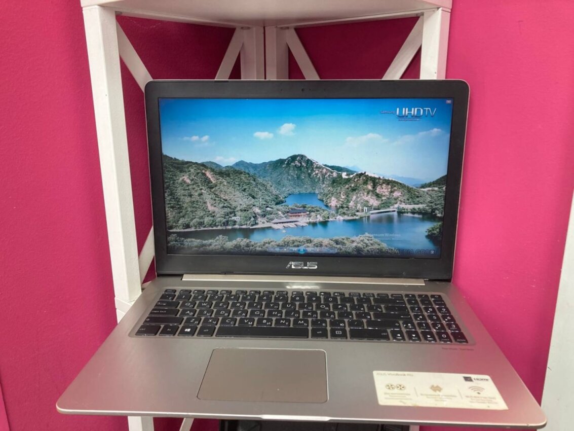 Ноутбук ASUS 6 гб\118 гб