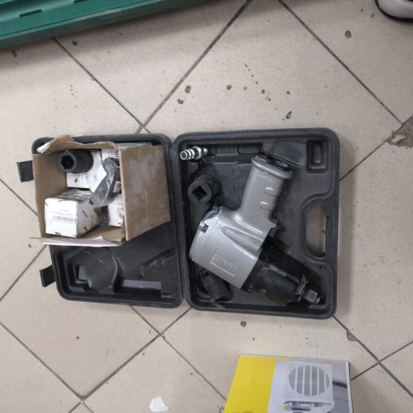 Пневмоинструмент гайковерт rt-5560r 3/4