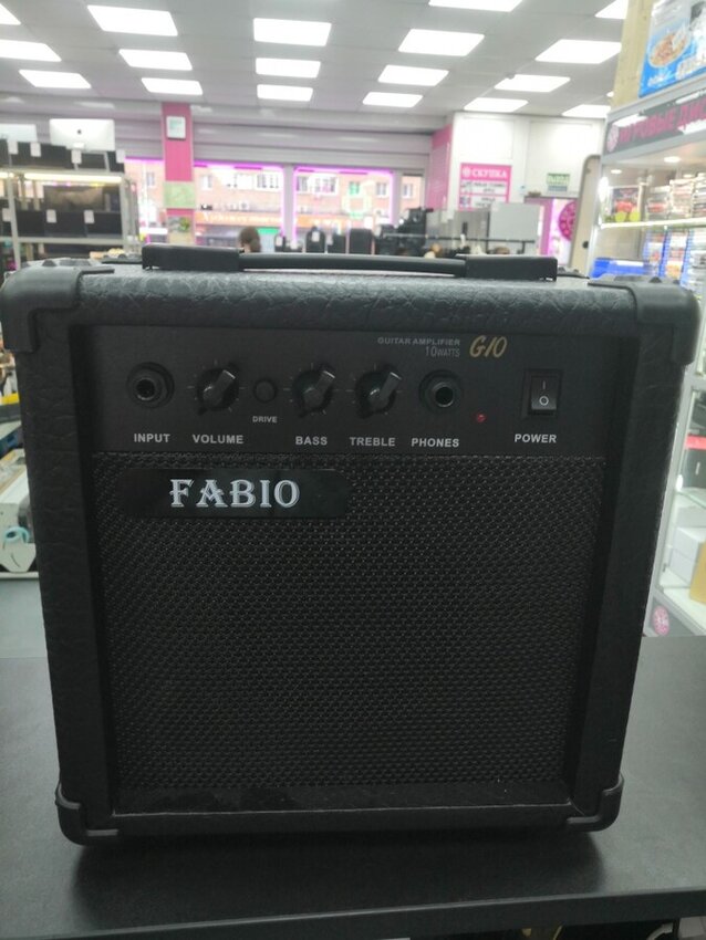 Комбоусилитель fabio