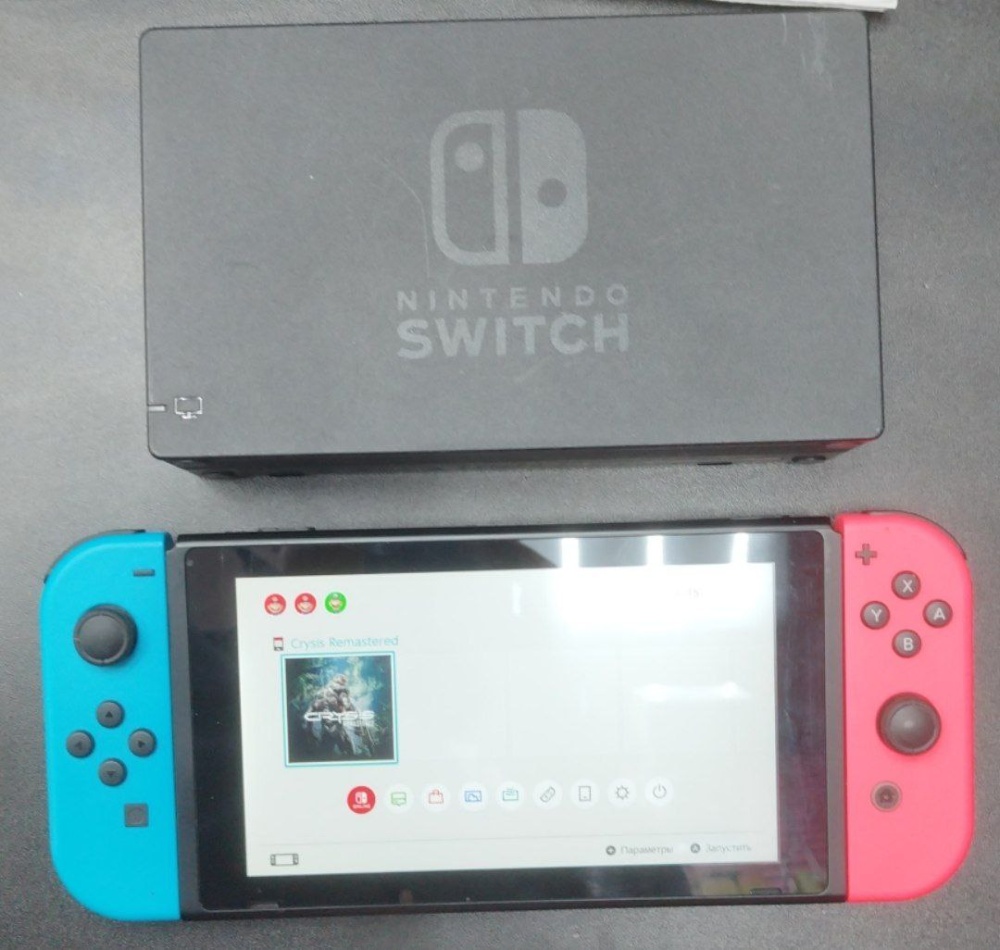 Игровая приставка Nintendo Switch HAC-001(01) 32GB