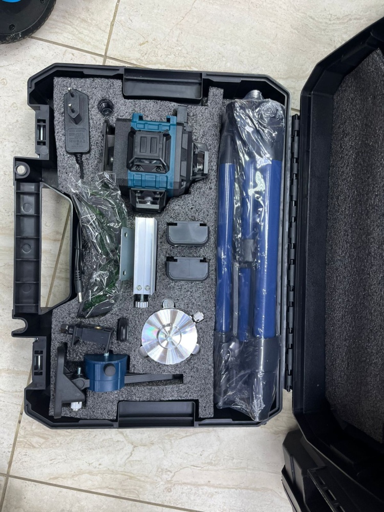 Лазерный уровень DeWalt 4d