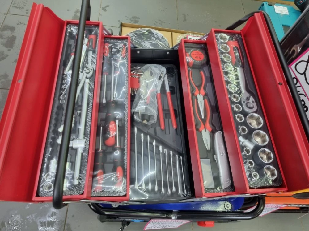 Набор инструментов профессиональный 85 пр