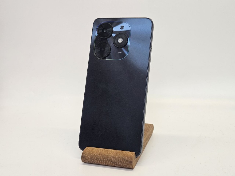 Мобильный телефон Tecno Spark Go 2024 (4/128 Гб)