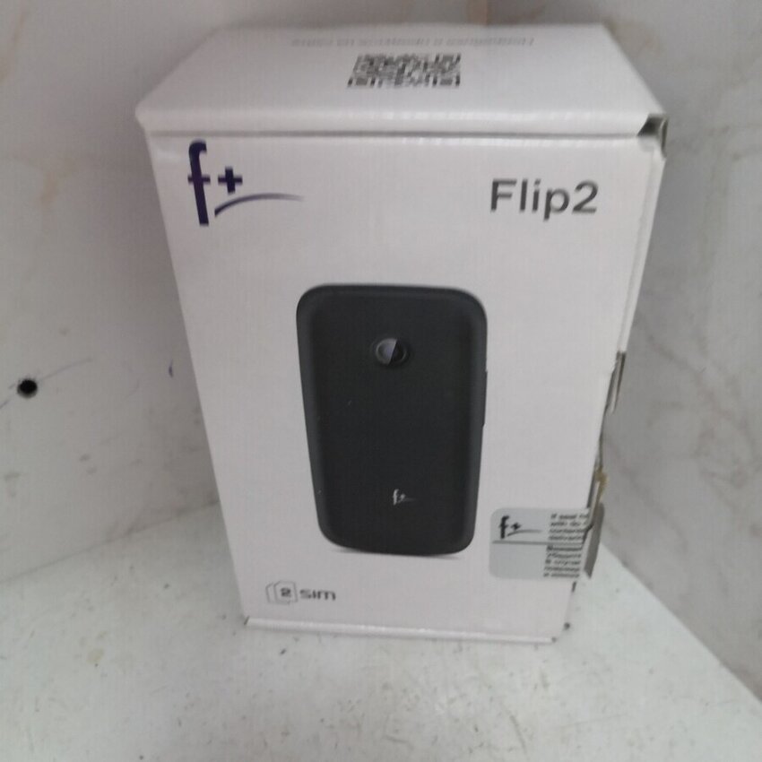 Мобильный телефон Fly  flip2