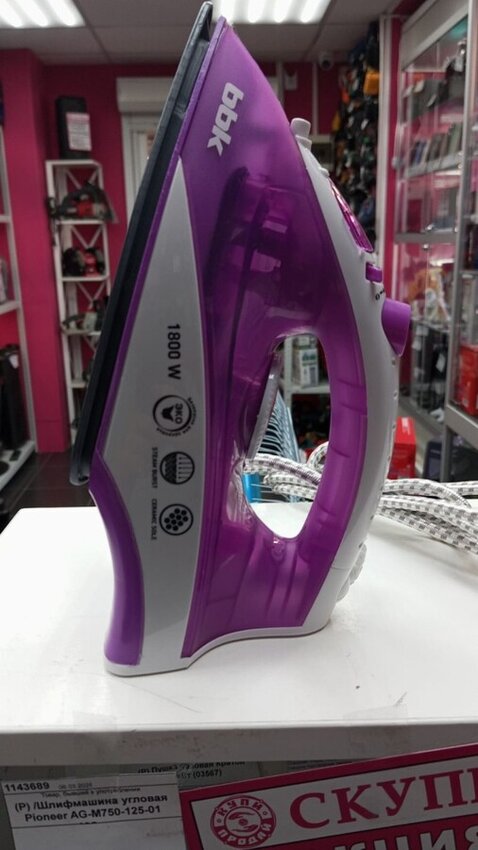 /Утюг BBK ISE-1802 1800Вт