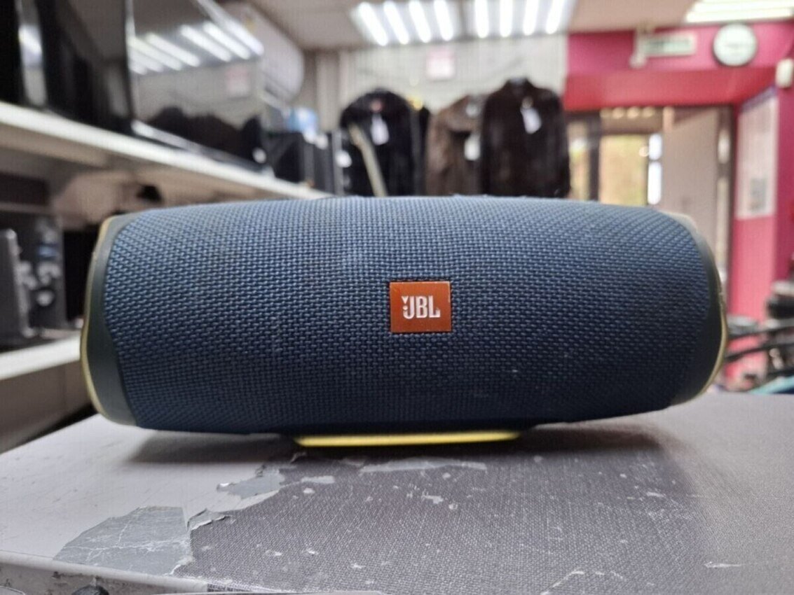 Акустика JBL Charge 4