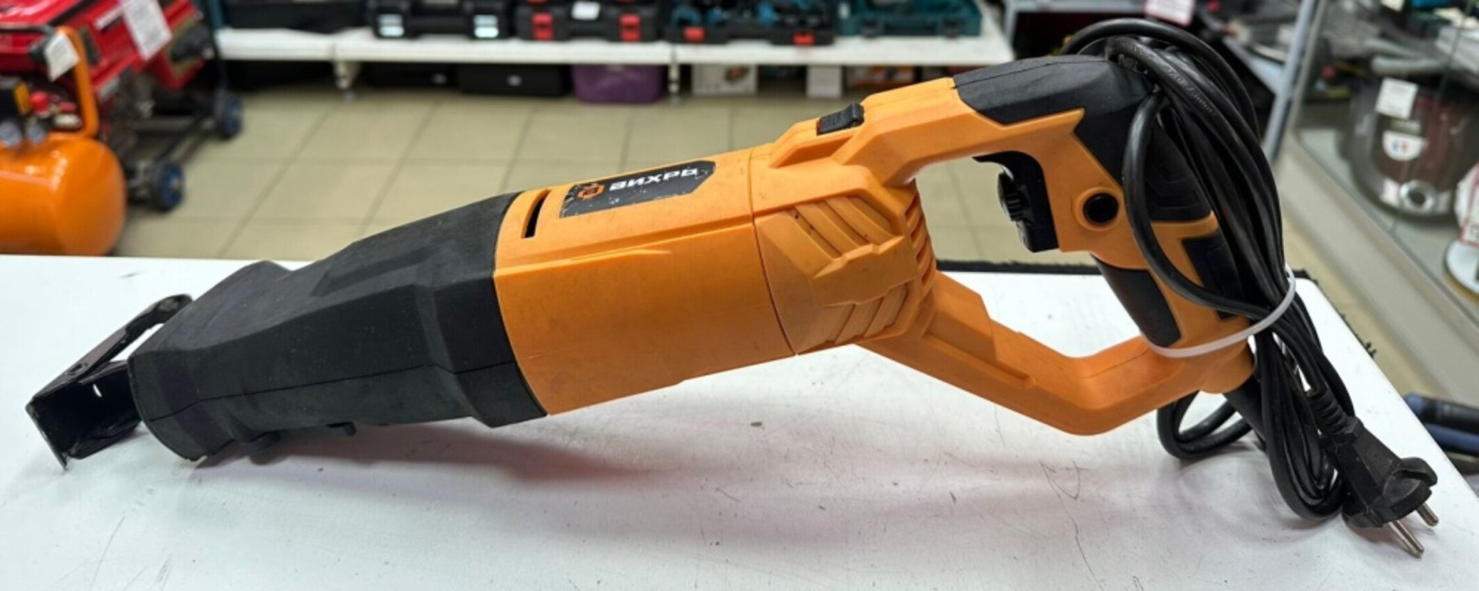 Сабельная пила Вихрь ПС-900Э