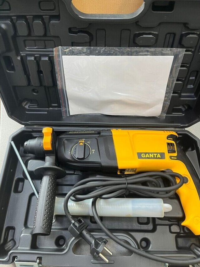 Перфоратор GANTA HM3204