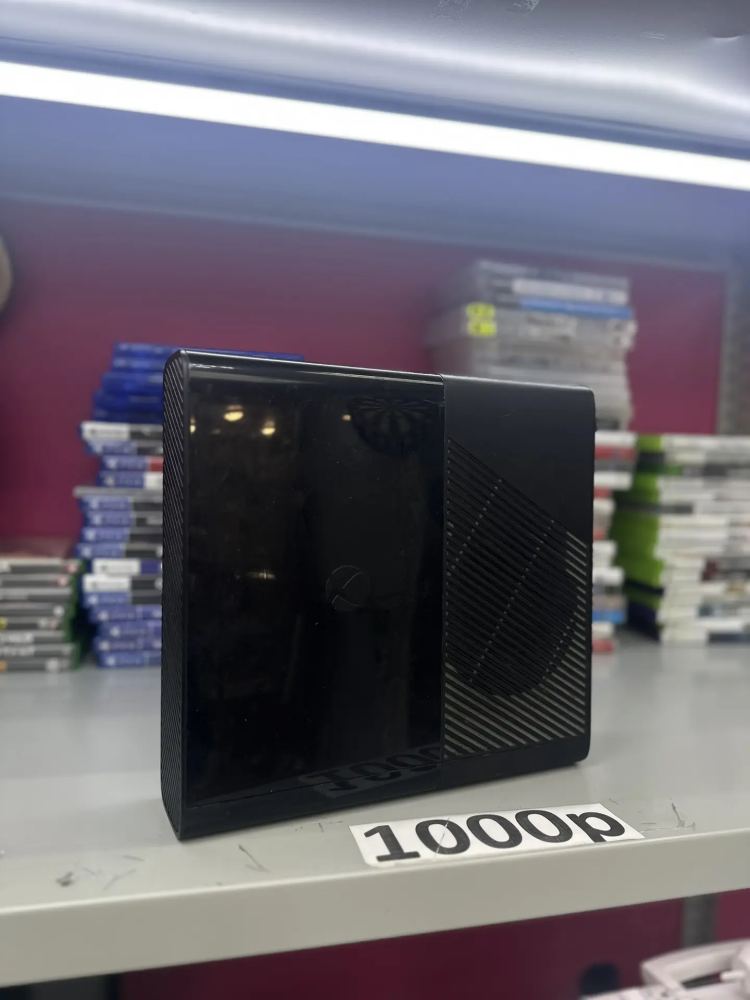 Игровая приставка XBOX 360