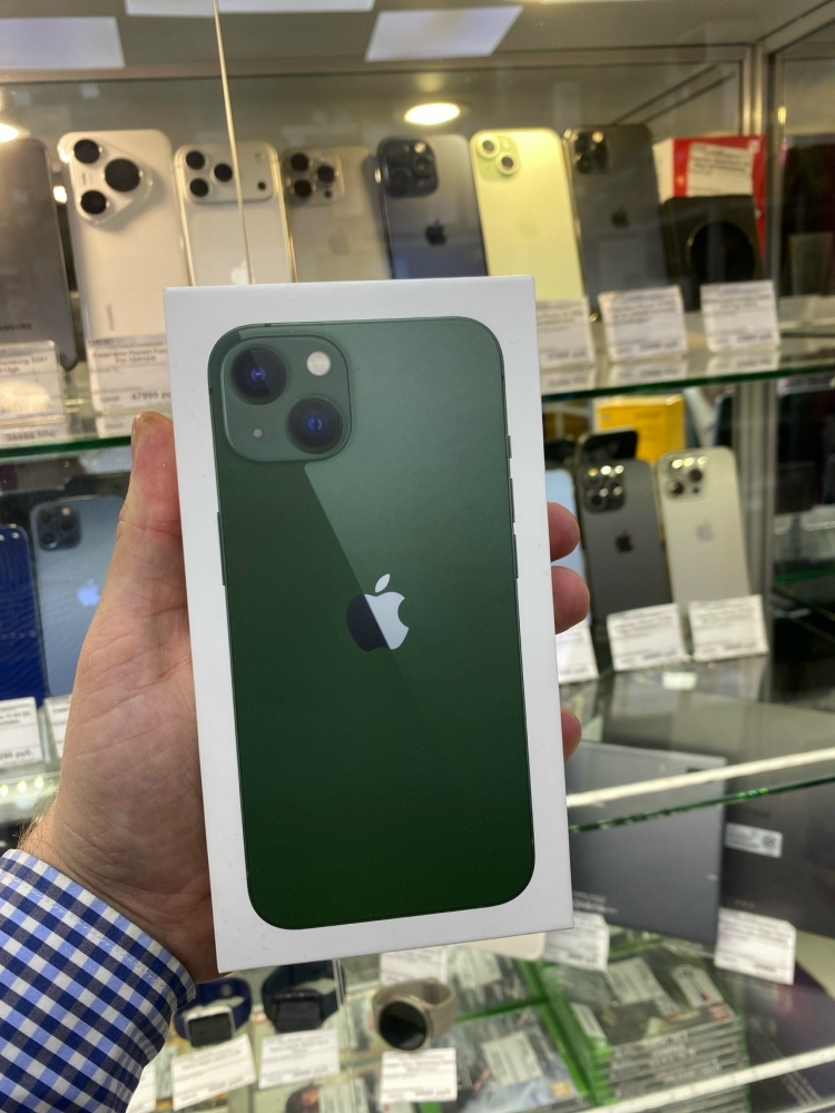 Смартфон iPhone 13 128 Gb