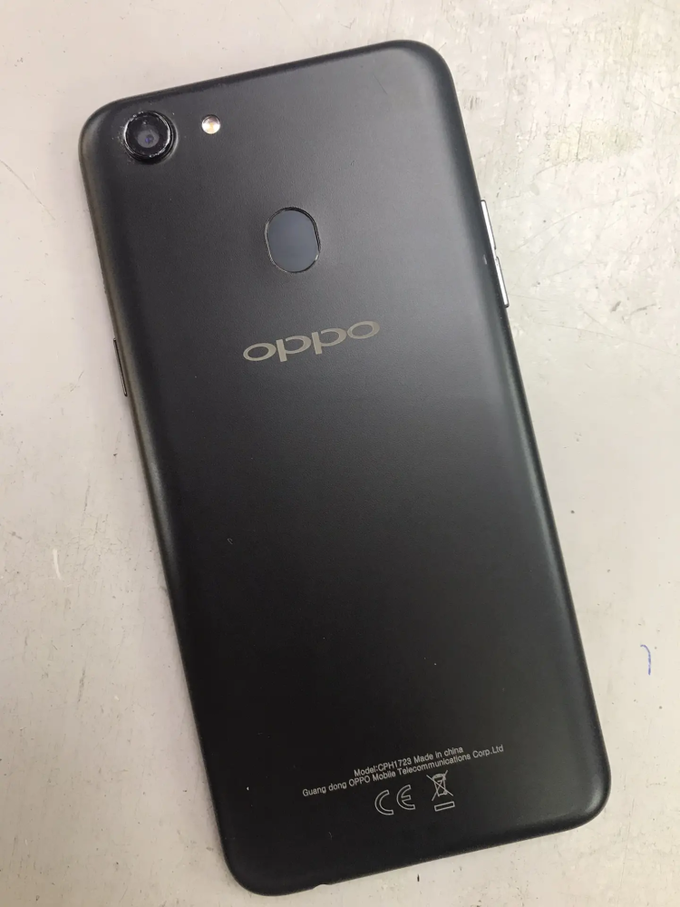 Смартфон Oppo F5 6\128