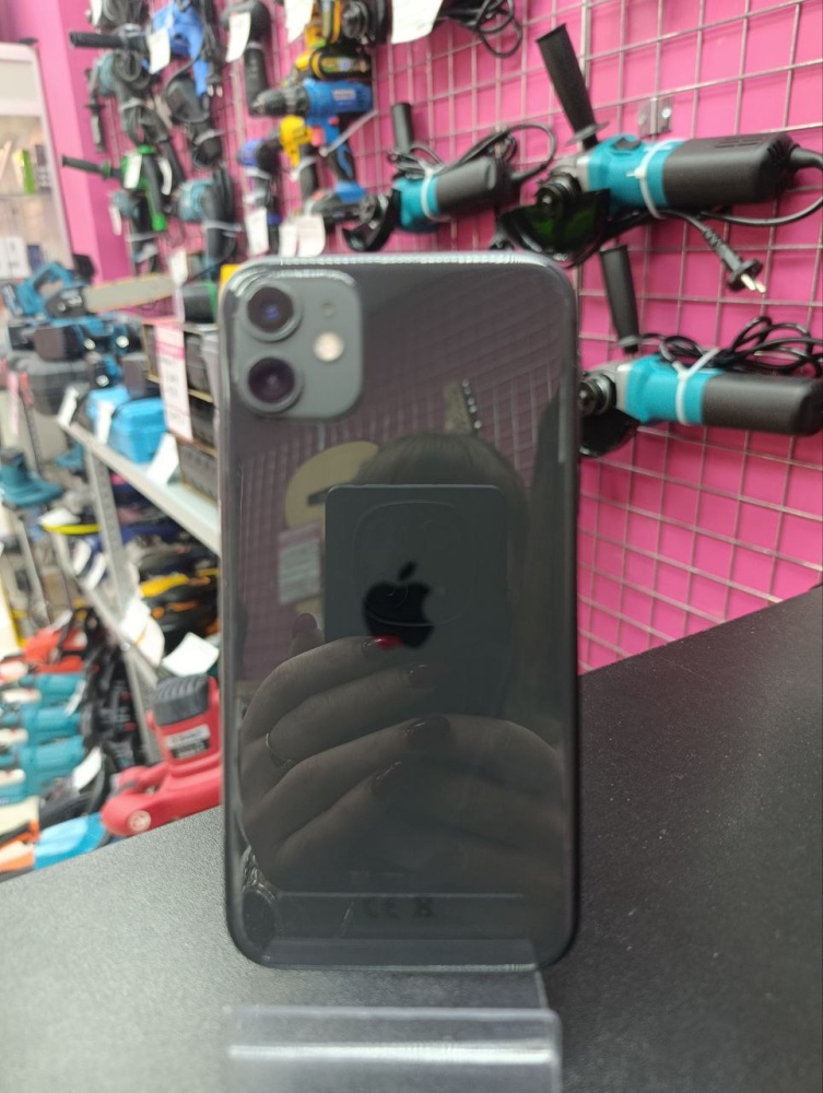 Смартфон iPhone 11,64Gb