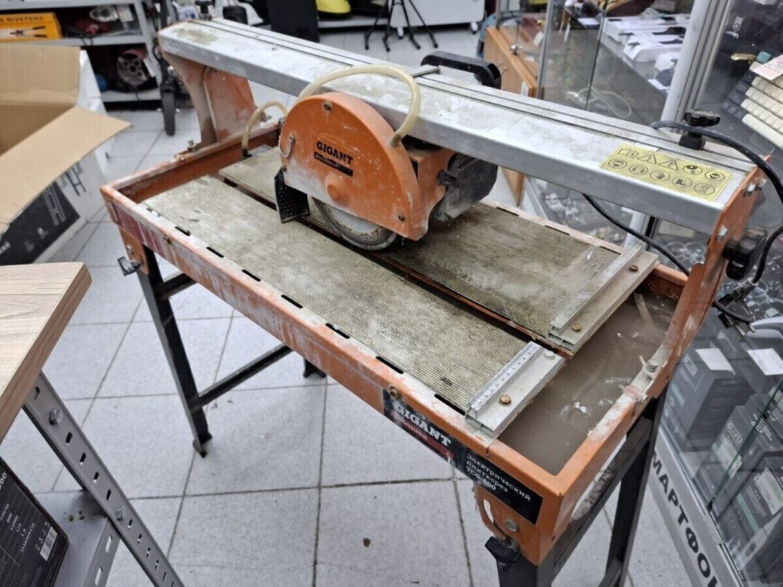 Плиткорез Gigant