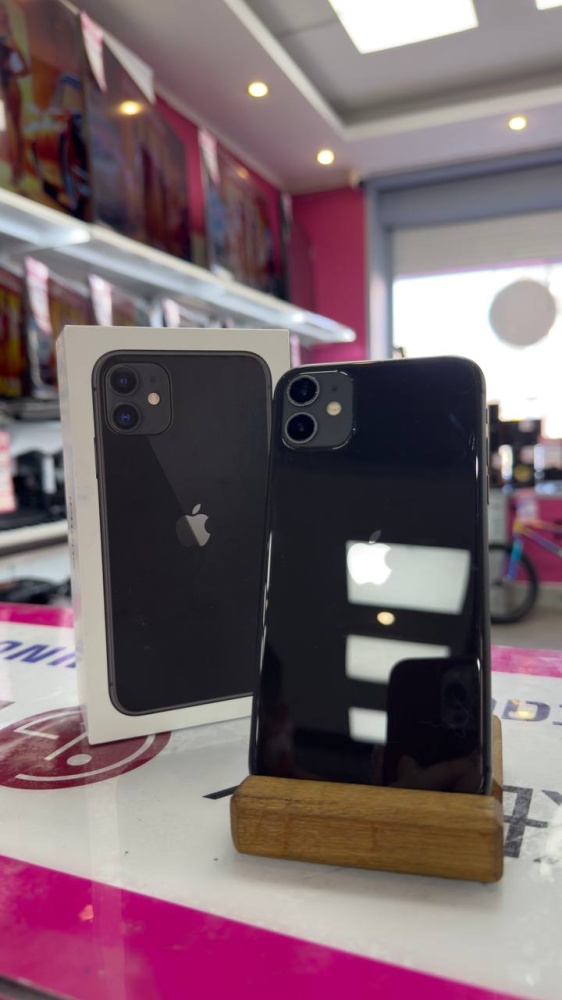 Смартфон iPhone 11 128 Gb