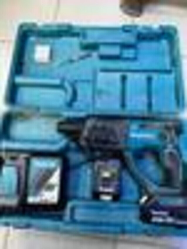 Перфоратор Makita 18V