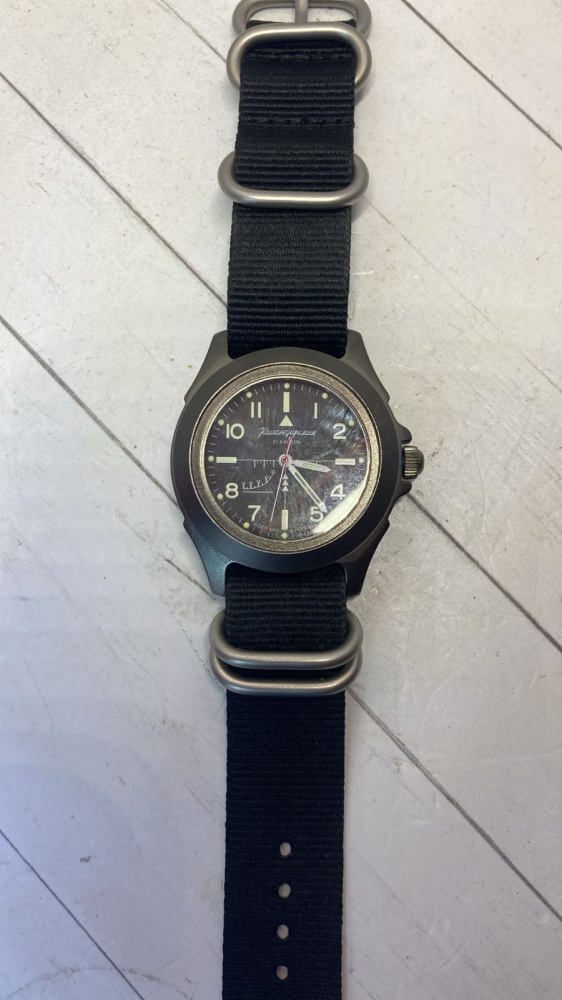 Часы командирские