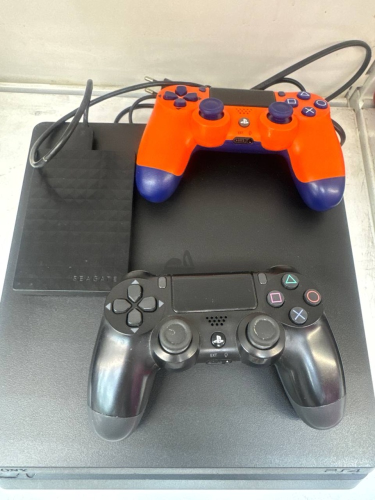 Игровая приставка Sony PlayStation 4 slim