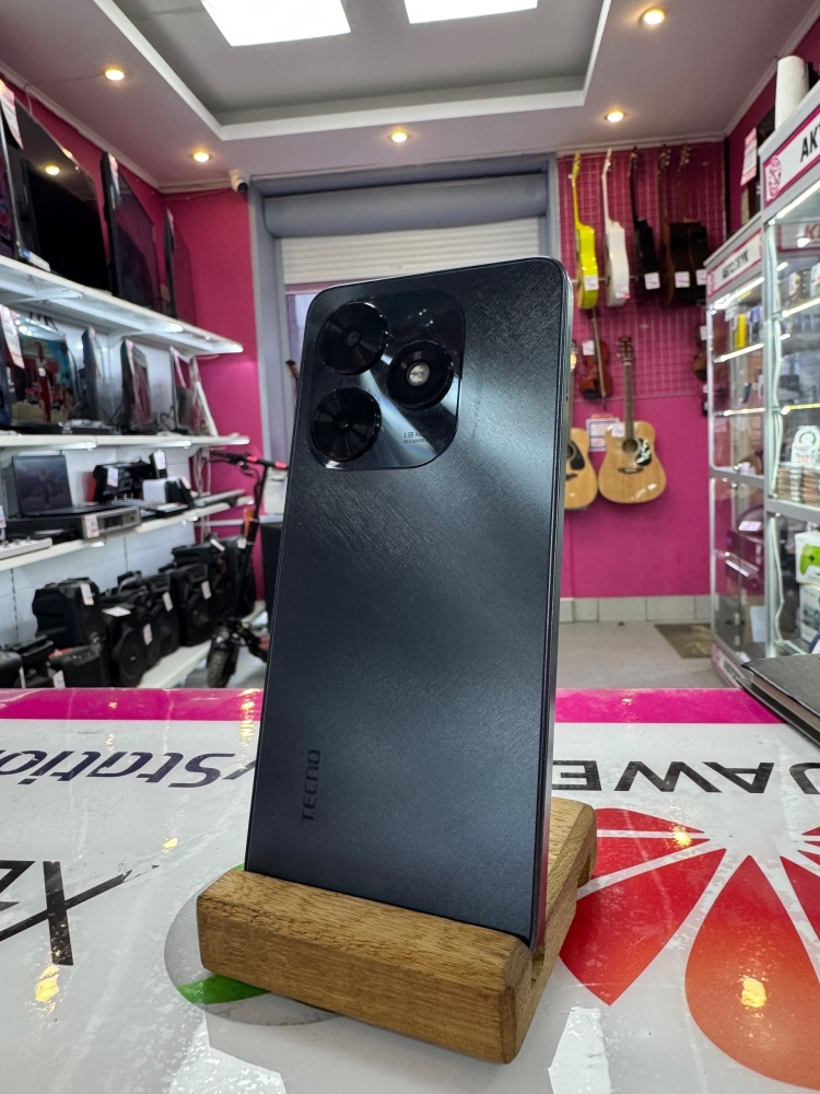 Мобильный телефон Tecno Spark go 2024 4/64