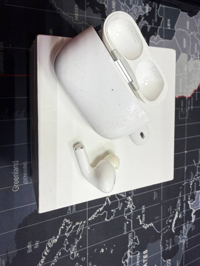 Наушники Airpods Pro 2 (правый наушник)