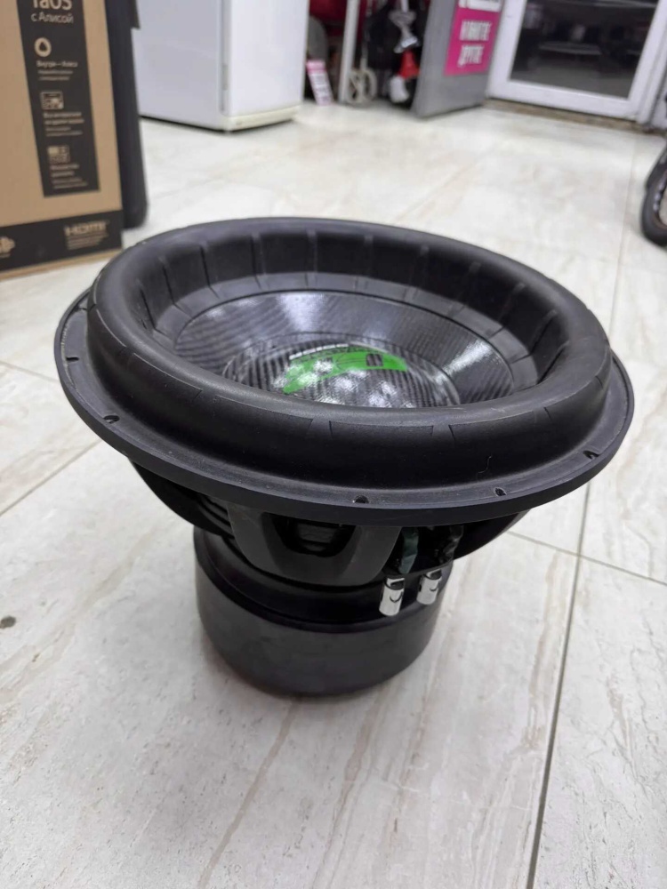 Сабвуфер автомобильный DB 3515R