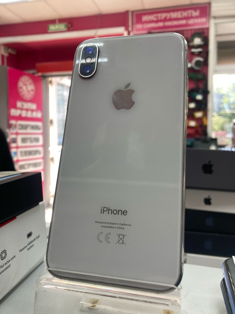 Смартфон iPhone X 64Gb
