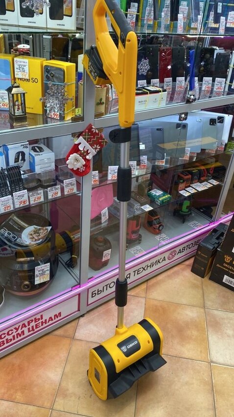 Снегоуборщик Deko ST21 2 АКБ