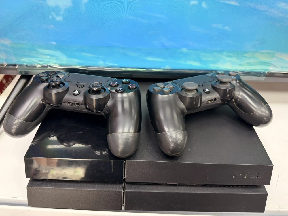 Игровая приставка Sony PlayStation 4 fat 500GB