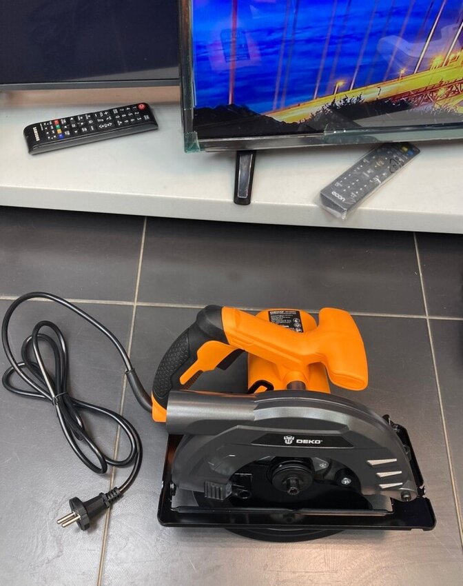 Циркулярная пила DEKO CS1500DK