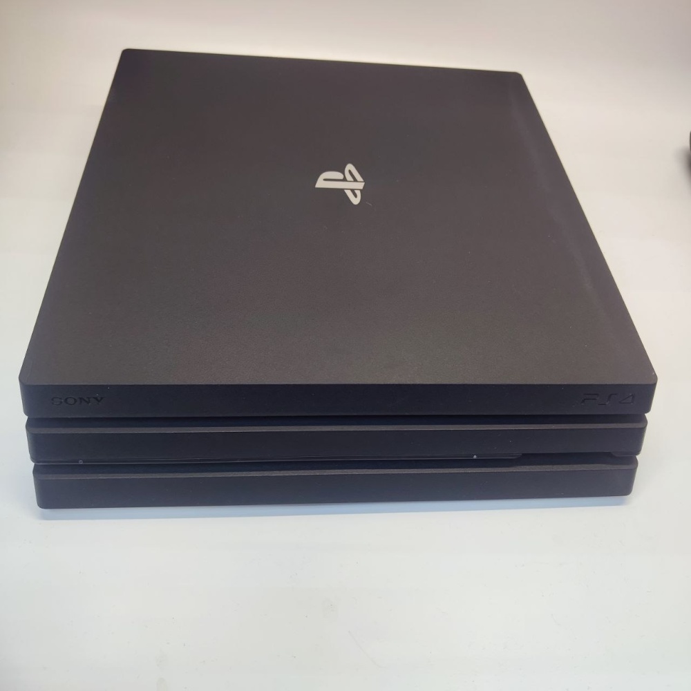 Игровая приставка Sony PlayStation 4 PRO