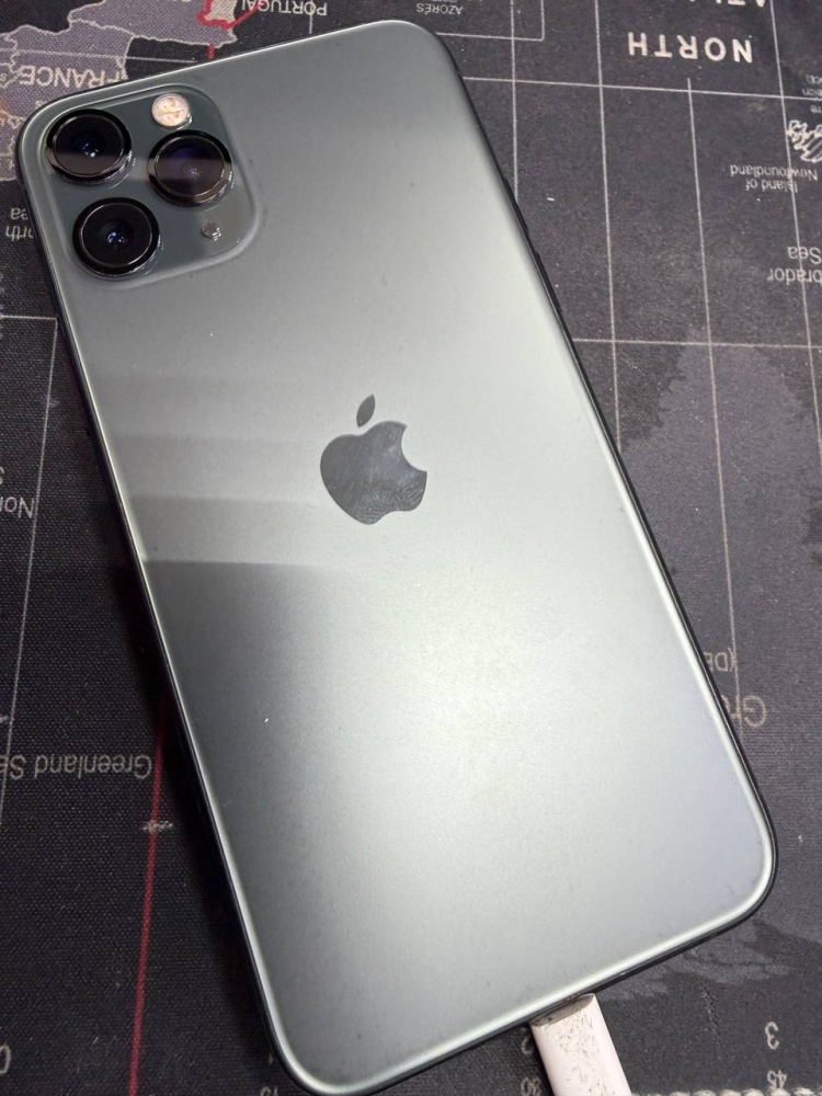 Смартфон iPhone 11 PRO 256 Gb