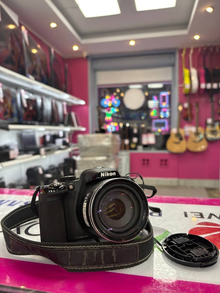 Фотоаппарат Nikon COOLPIX P520