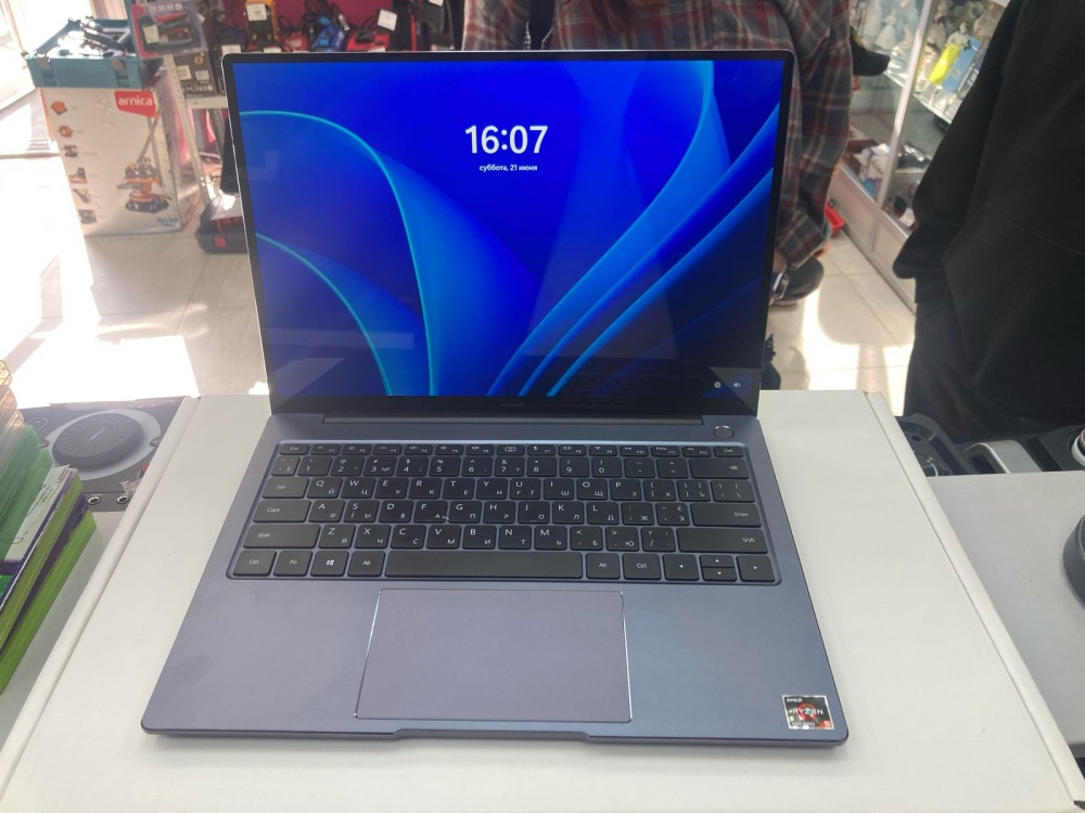 Ноутбук Huawei matebook 14