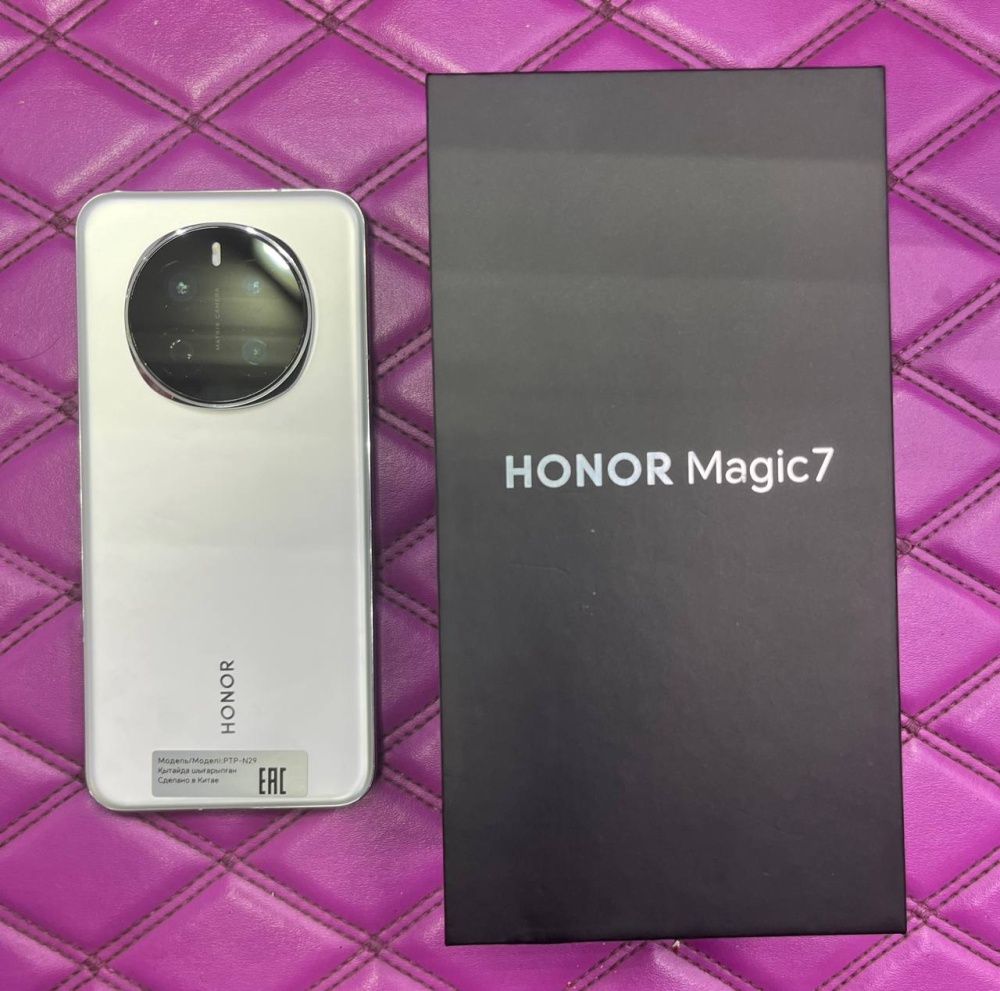Смартфон Honor Magic 7 12/256